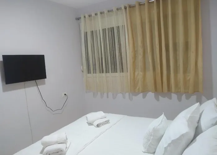 Eleanas Apartament Saranda