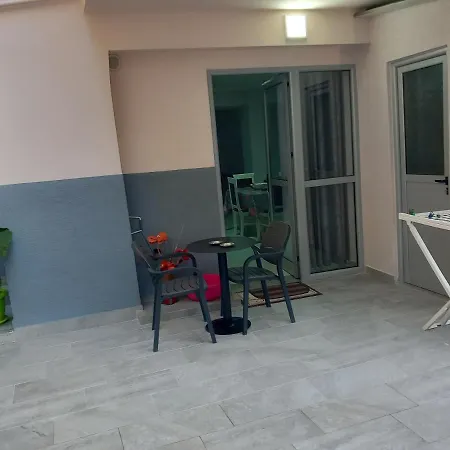 Eleanas Apartment