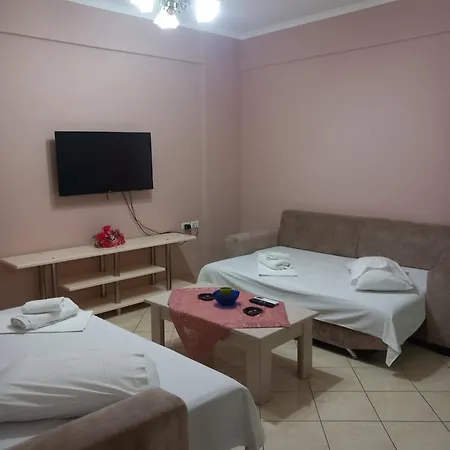 Apartament Eleanas *